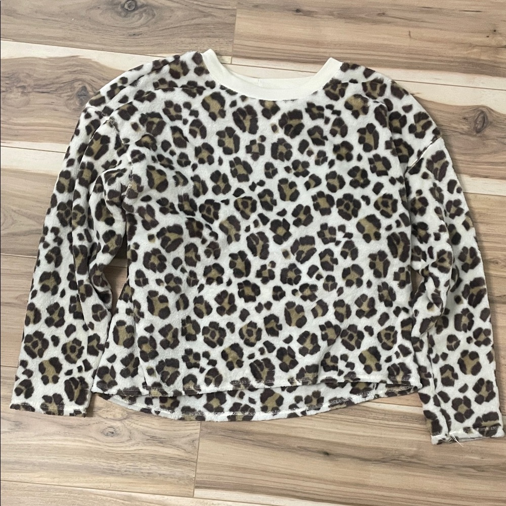 Aerie Cream Long Sleeve Top